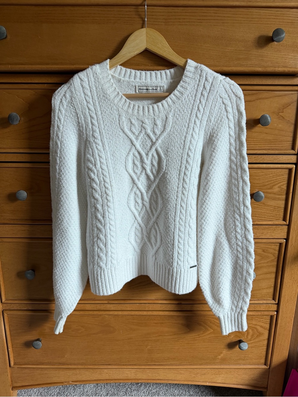 Abercrombie & Fitch Sweater Womens Sz Small White Cable Knit Chunky Fall Winter
